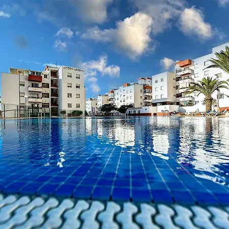 Luxury 3 Bedroom Perla Del Mar 公寓 阿德耶