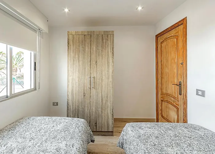 Luxury 3 Bedroom Perla Del Mar Apartment *