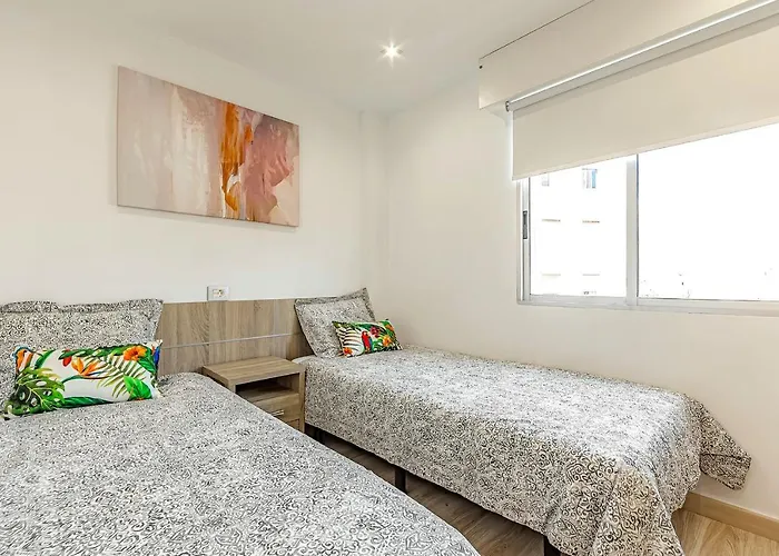 Luxury 3 Bedroom Perla Del Mar