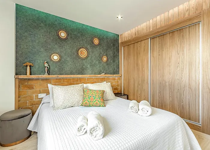 Luxury 3 Bedroom Perla Del Mar Apartment *