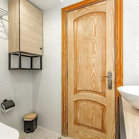 Luxury 3 Bedroom Perla Del Mar アデヘ